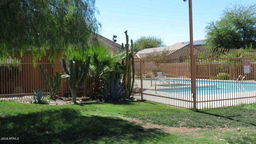 8061 N. Tackroom Lane, Tucson, AZ 85741