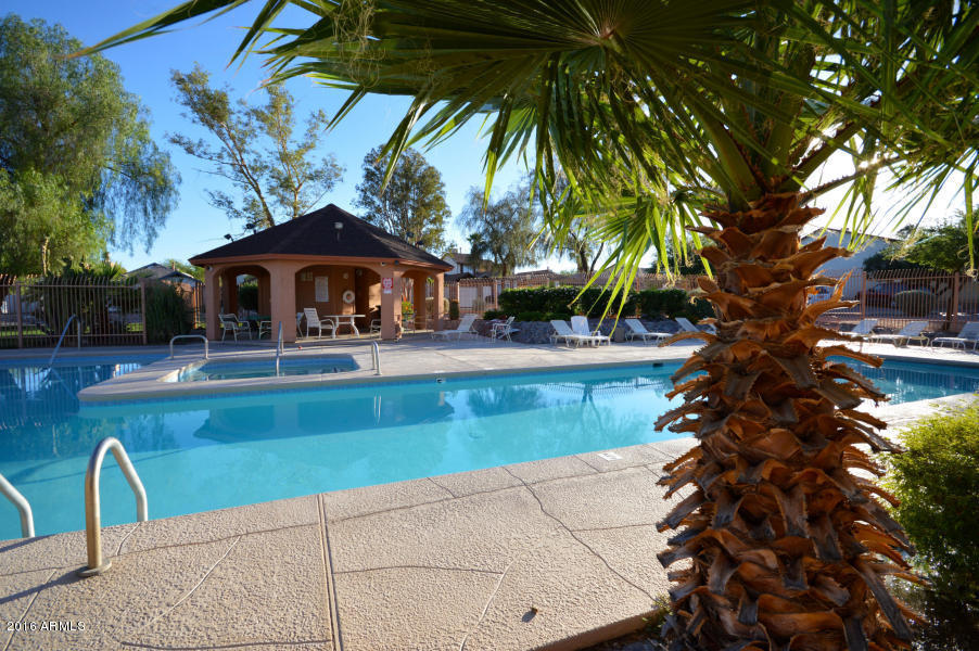 8061 N. Tackroom Lane, Tucson, AZ 85741