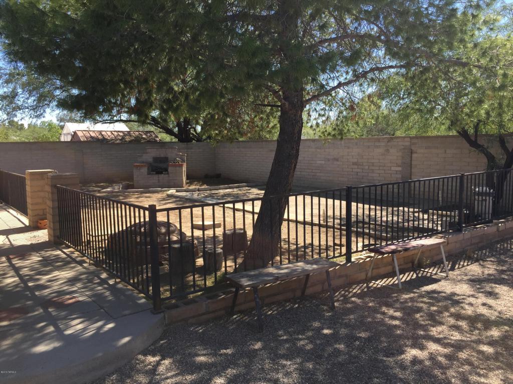 4561 W Calle Marco W, Tucson, AZ 85741