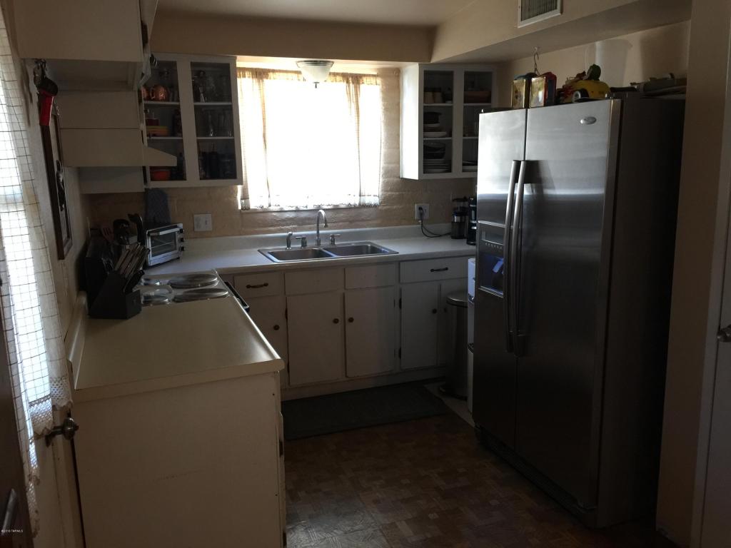 4561 W Calle Marco W, Tucson, AZ 85741