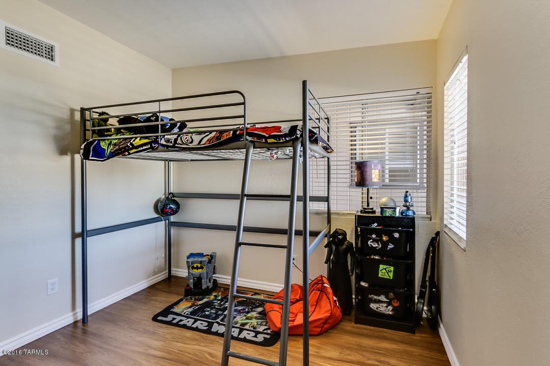 3749 W Starburst, Tucson, AZ 85741