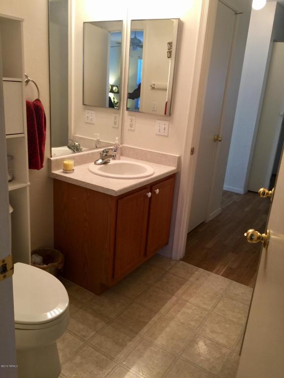 8463 N Avenida De La Bellota, Tucson, AZ 85742