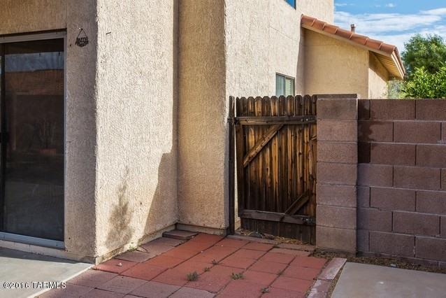 2611 W Camino Del Deseo, Tucson, AZ 85742