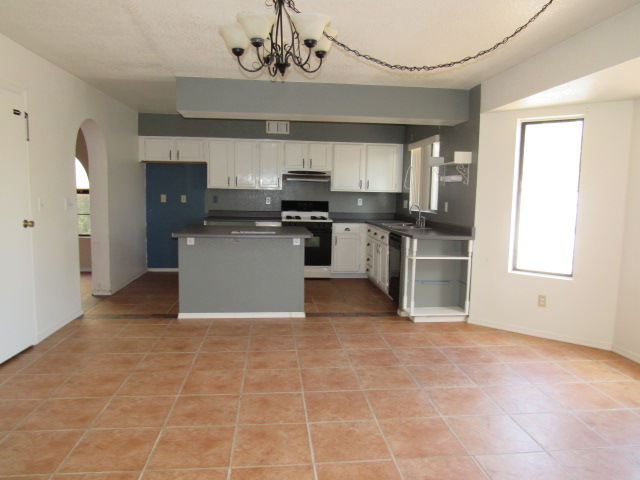 5101 W Nighthawk WayTucson, AZ, 85742Pima County