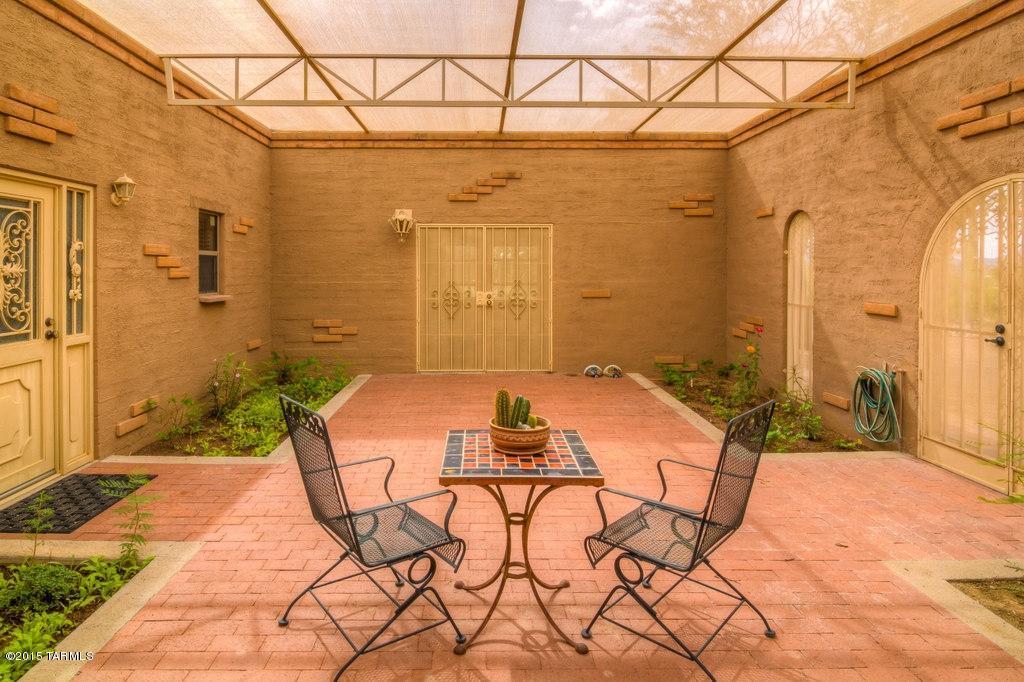 10080 N Quail, Tucson, AZ 85742