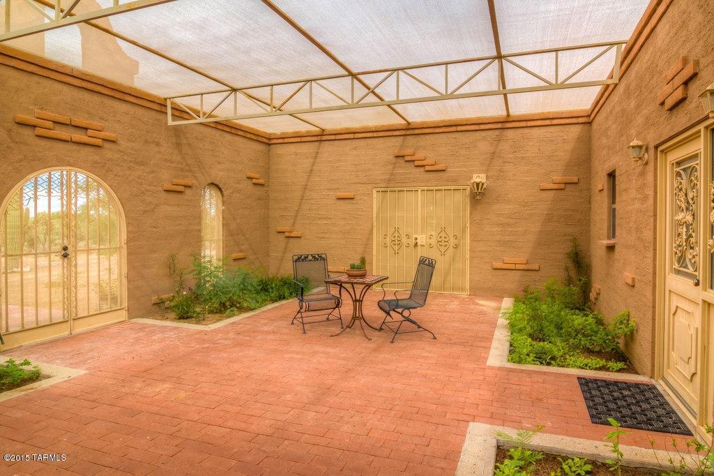 10080 N Quail, Tucson, AZ 85742