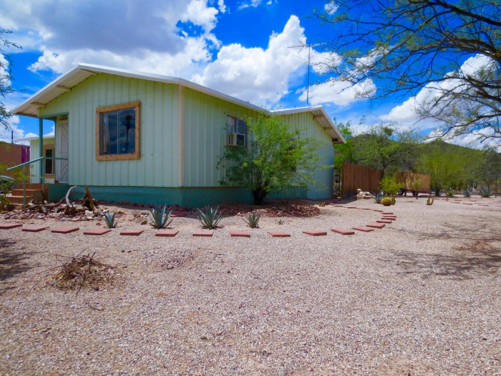 9821 N El Uno Minor, Tucson, AZ 85743