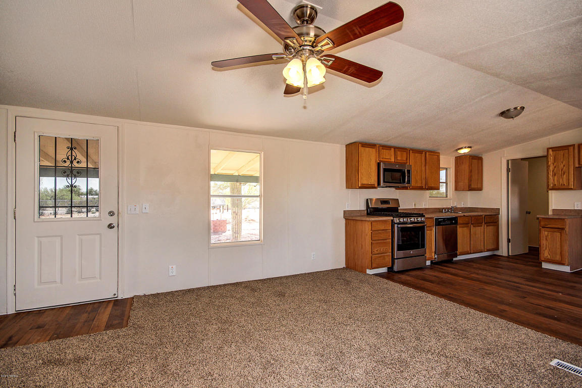 6580 N Hot Desert, Tucson, AZ 85743