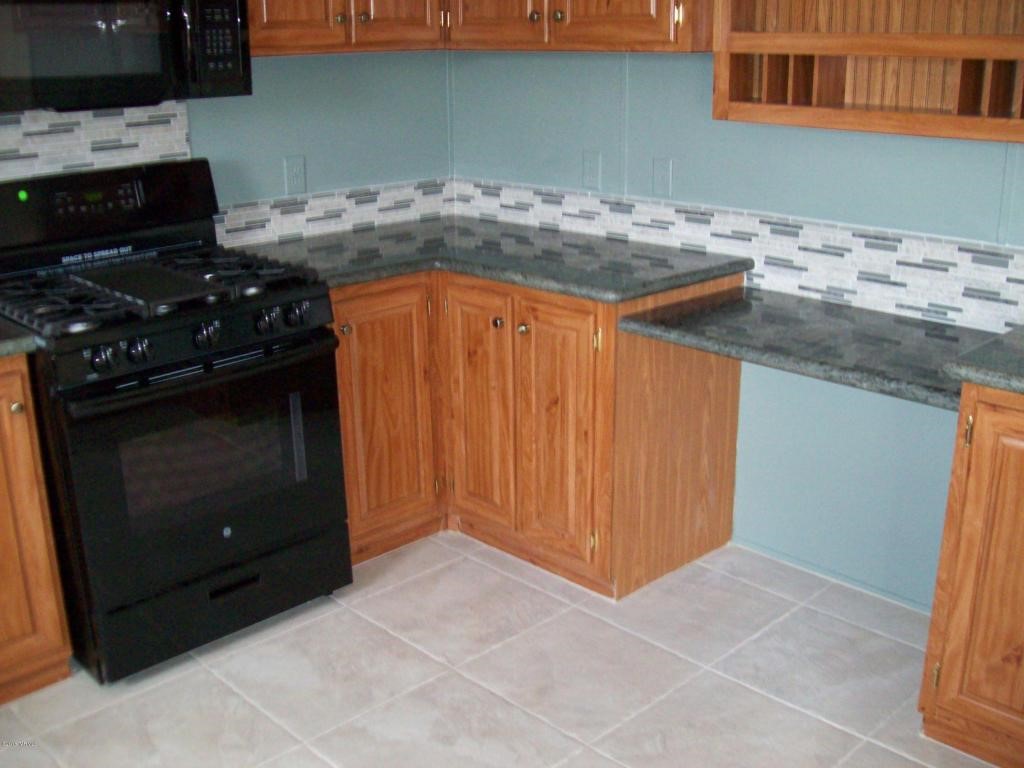 6700 N Guthrie Road, Tucson, AZ 85743