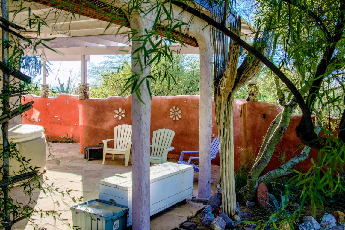 7320 N Walter, Tucson, AZ 85743