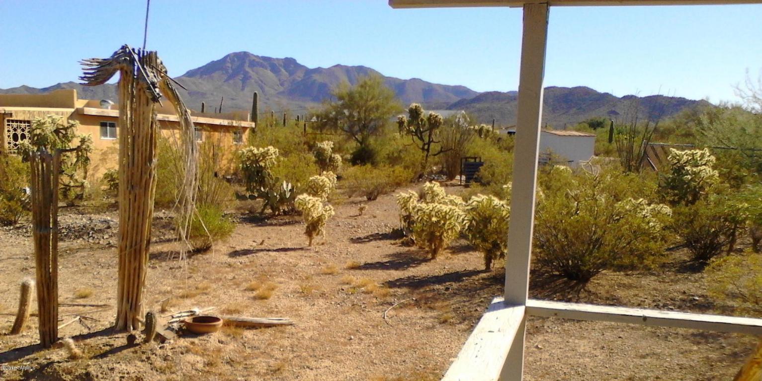 6460 N Dimitri, Tucson, AZ 85743