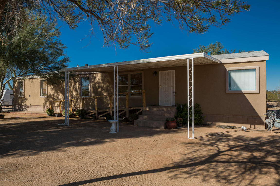 12823 W Crystal Rose, Tucson, AZ 85743