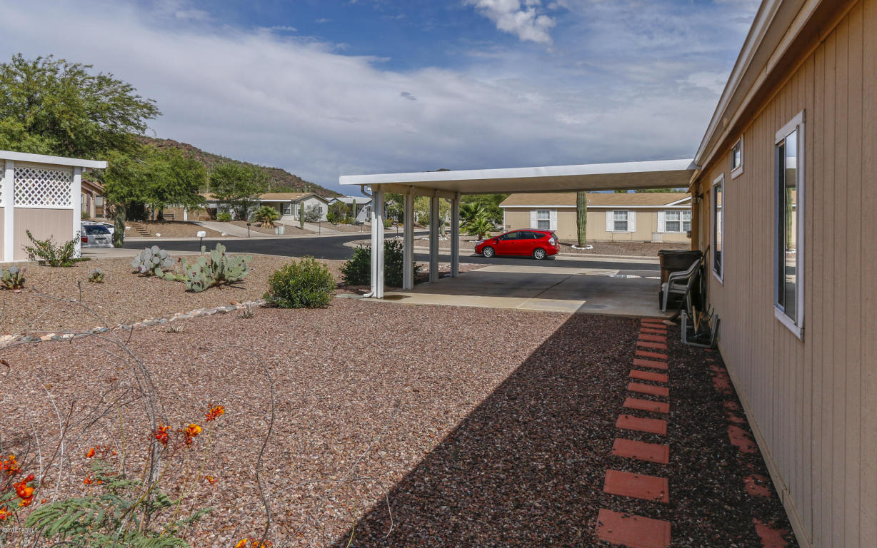 8906 N Valgrind, Tucson, AZ 85743