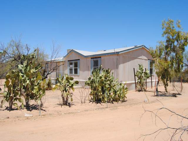 13205 W El Lobo RdTucson, AZ, 85743Pima County