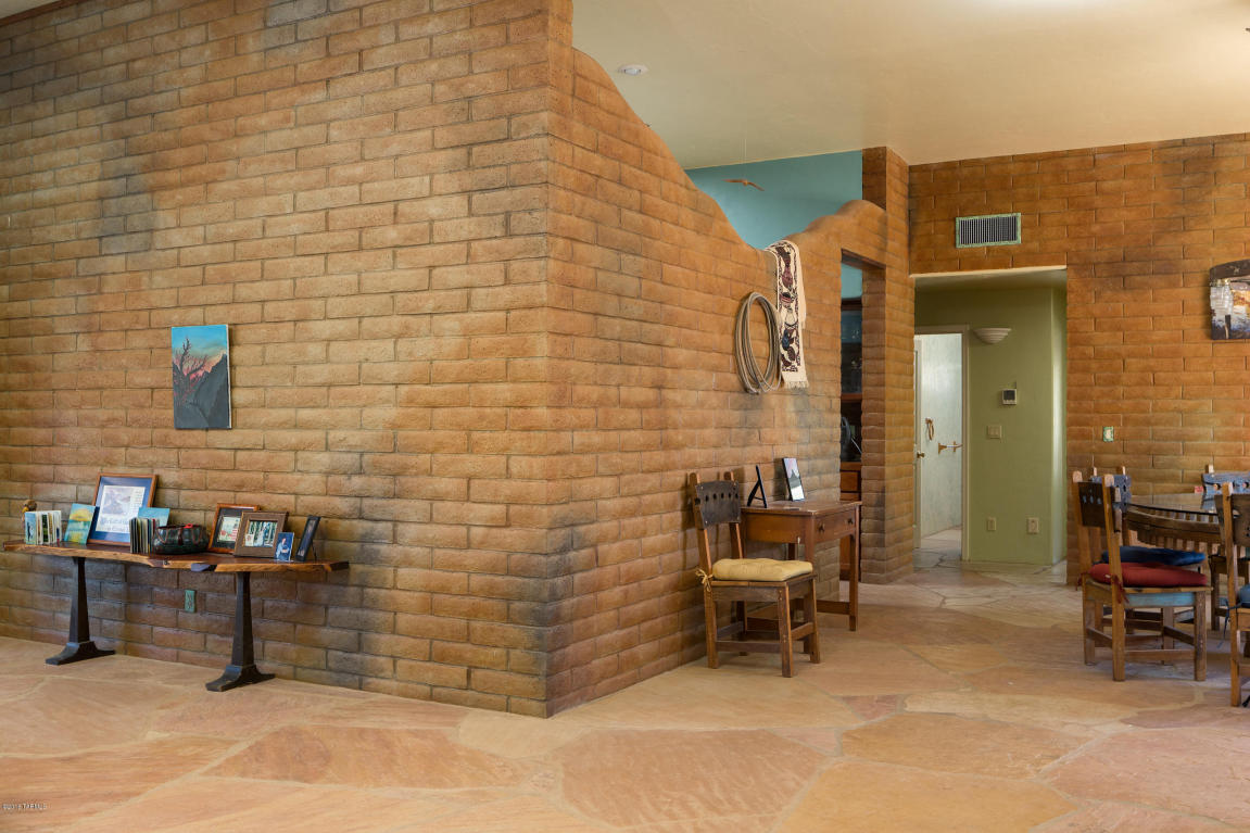 8238 N Sunset Ranch, Tucson, AZ 85743