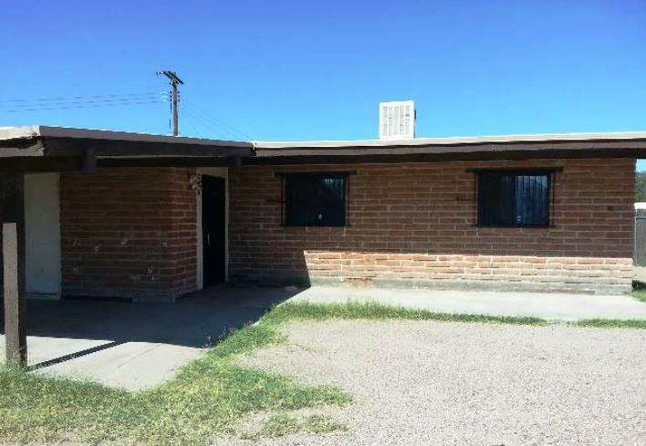 2401 N Jordan Dr, Tucson, AZ 85745