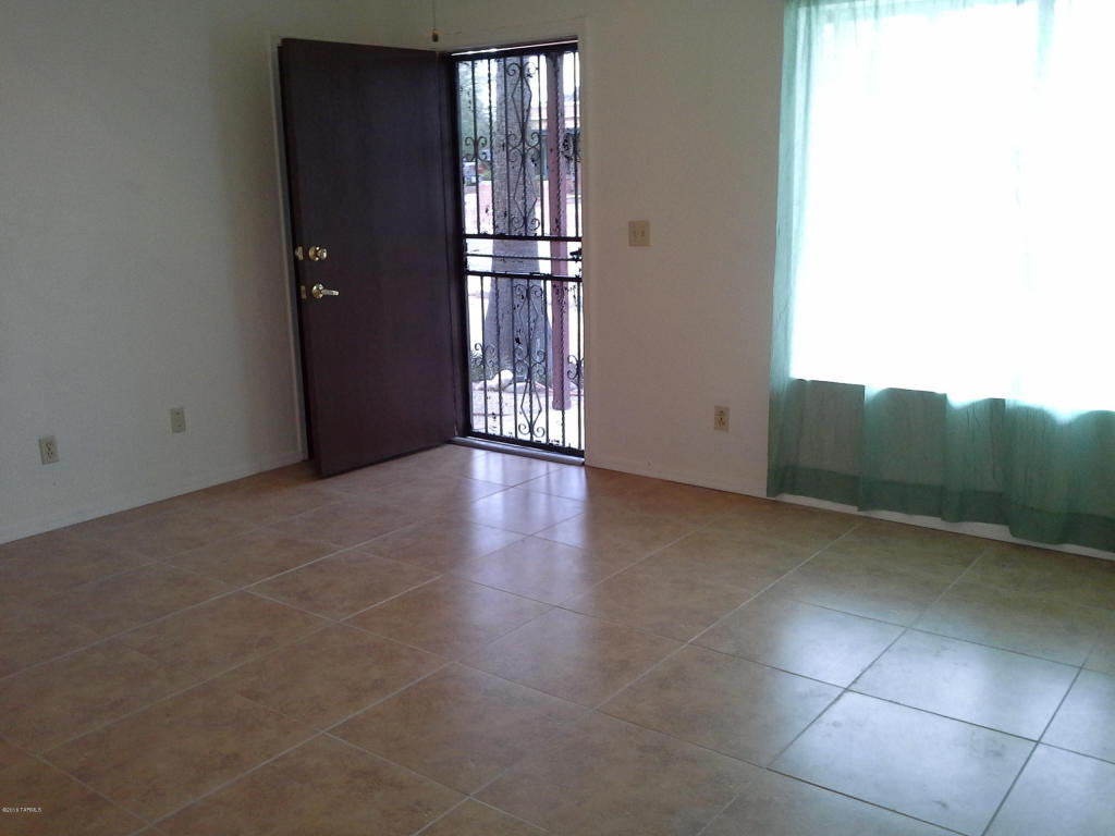 2985 W Camino Bueno, Tucson, AZ 85746