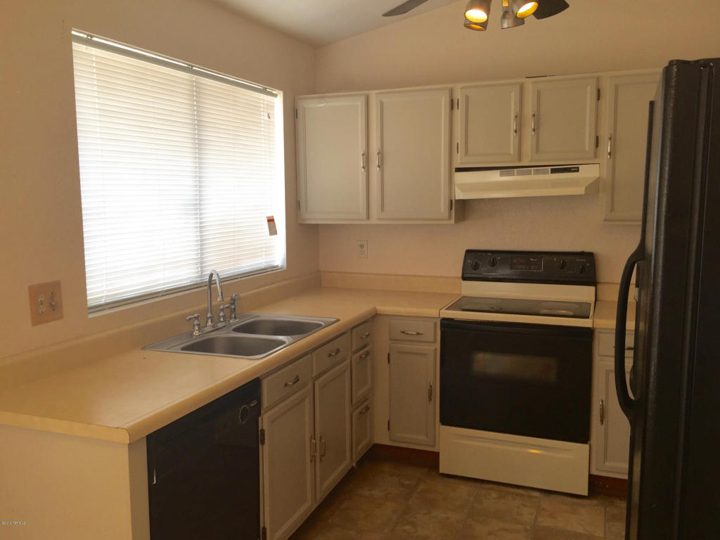 3050 W Placita De La Roseta, Tucson, AZ 85746
