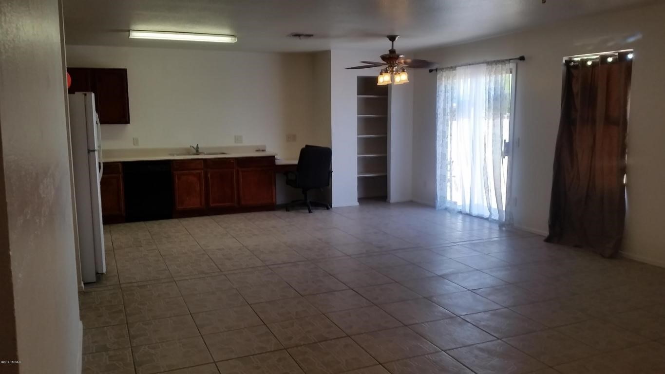 6221 S Sarah Elizabeth Drive, Tucson, AZ 85746