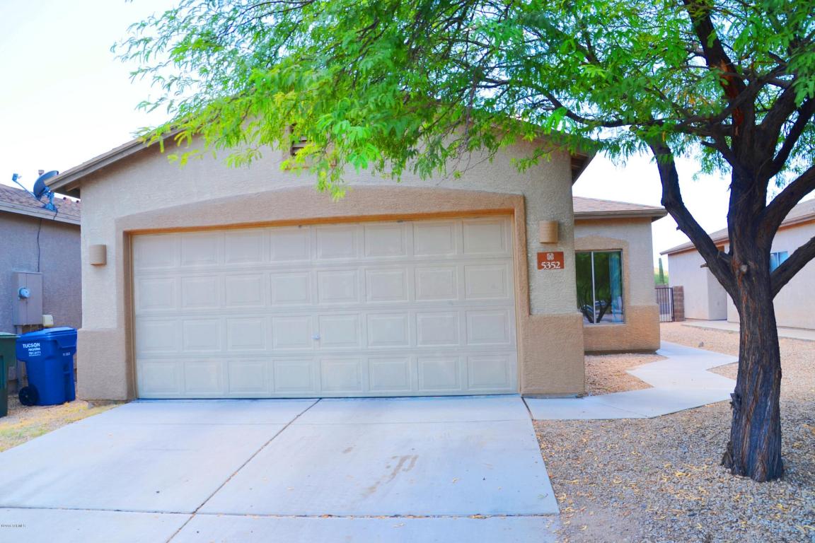 5352 S Via Tres Rios, Tucson, AZ 85746