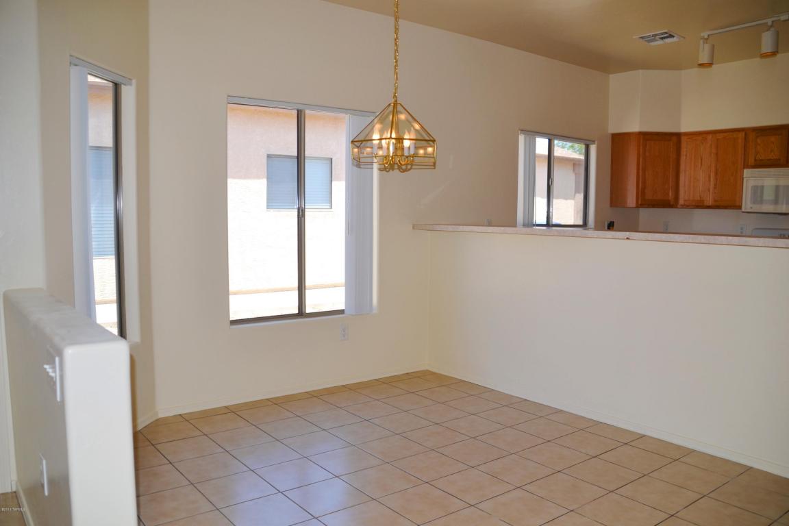 5352 S Via Tres Rios, Tucson, AZ 85746