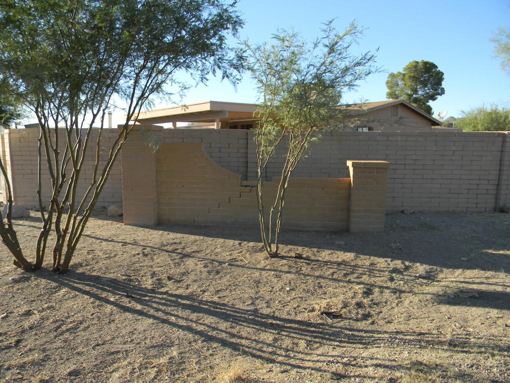 2900 W Calle Pajarito N, Tucson, AZ 85746