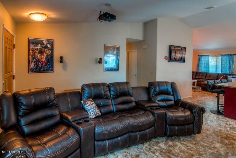 1739 W Greenleaf, Tucson, AZ 85746