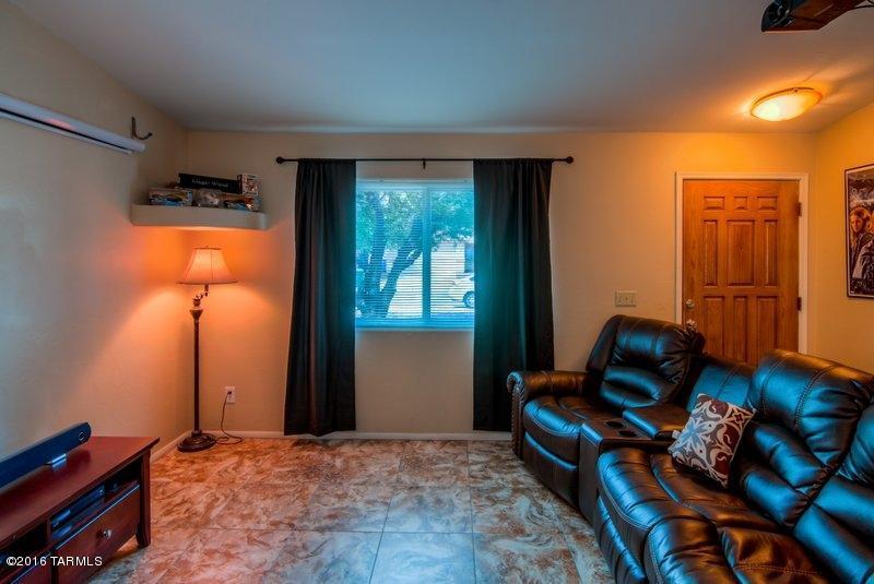 1739 W Greenleaf, Tucson, AZ 85746