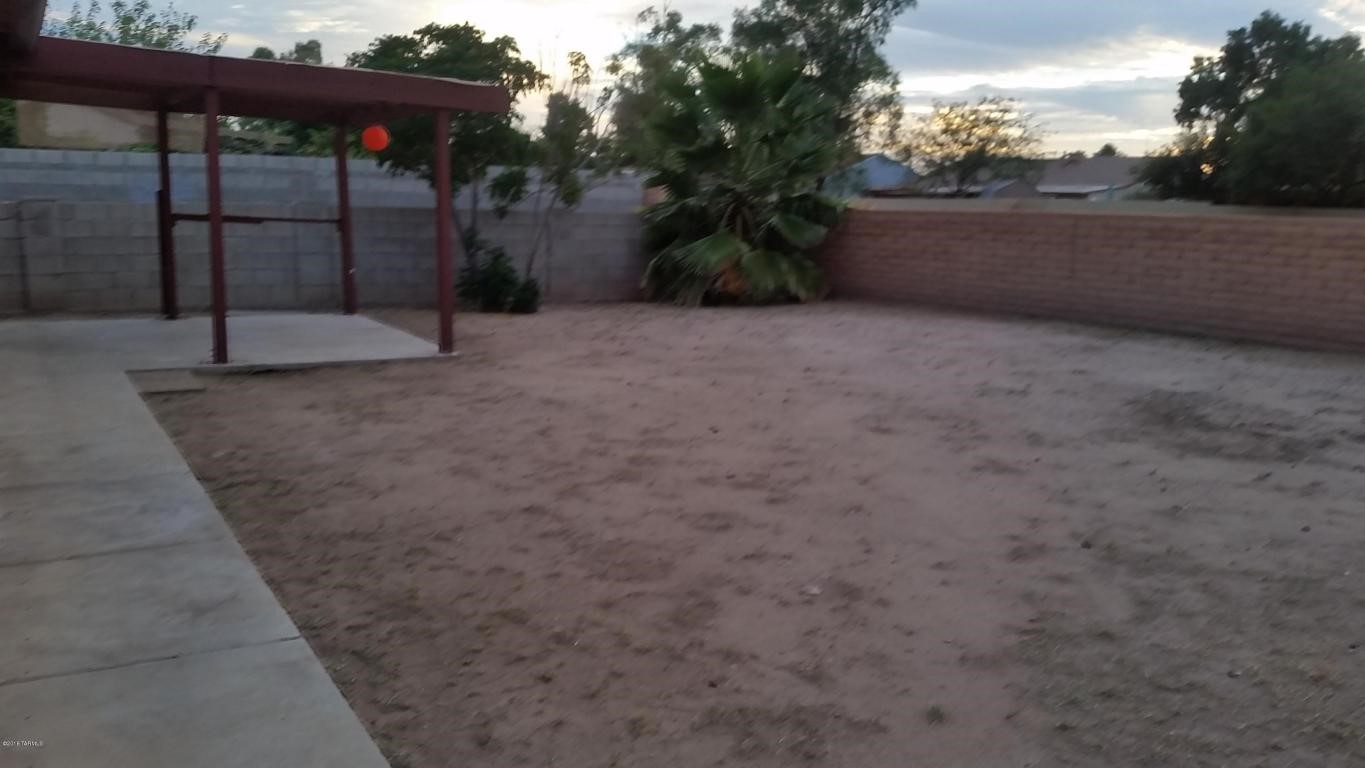 6030 S Pin Oak Drive, Tucson, AZ 85746