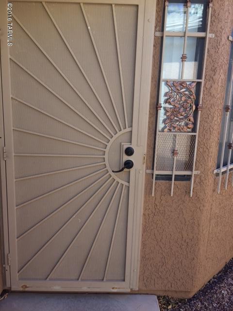 6114 S Place De Metz E, Tucson, AZ 85746