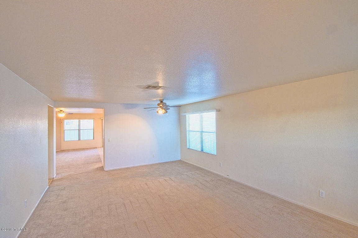 1686 W Rita Marie, Tucson, AZ 85746