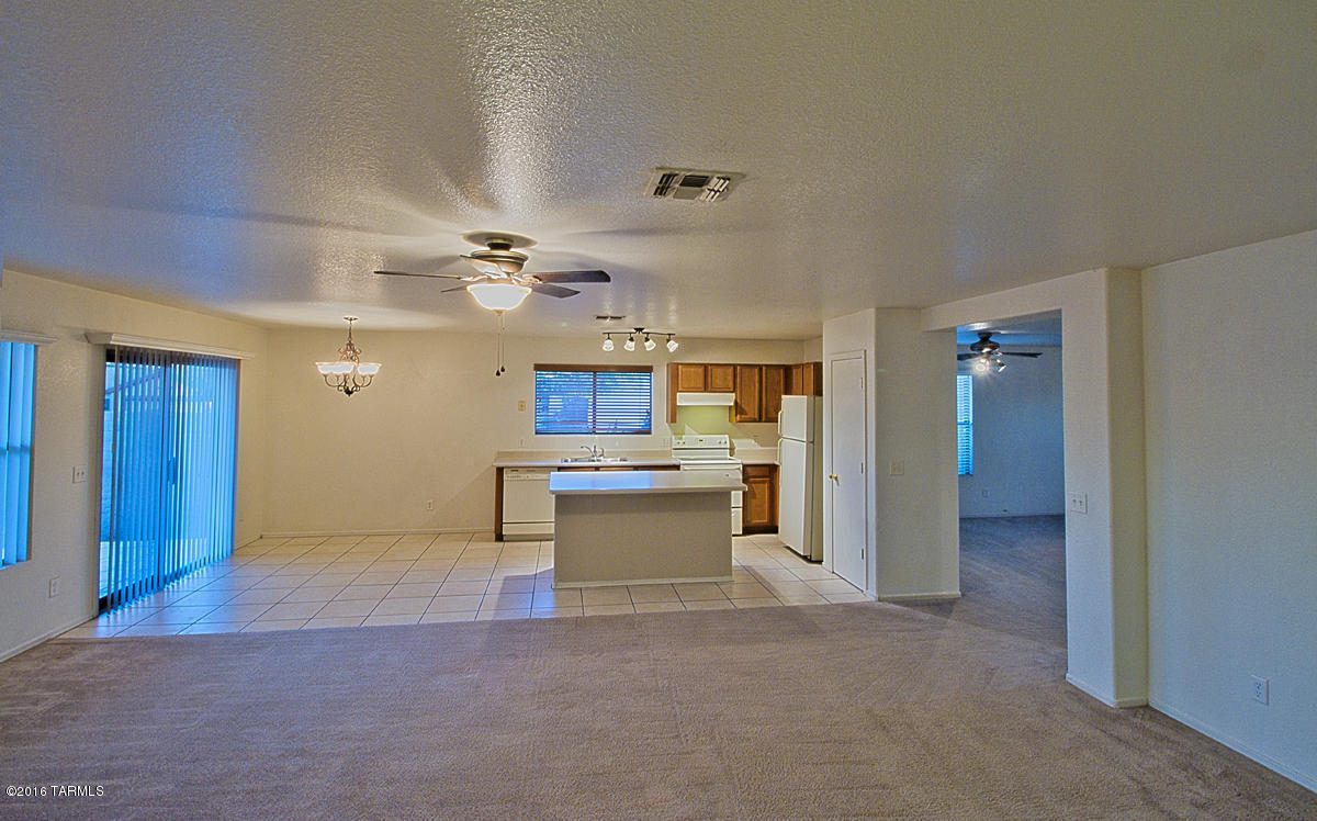 1686 W Rita Marie, Tucson, AZ 85746
