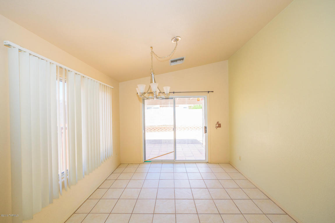 10219 E Paseo Juan Tabo, Tucson, AZ 85747