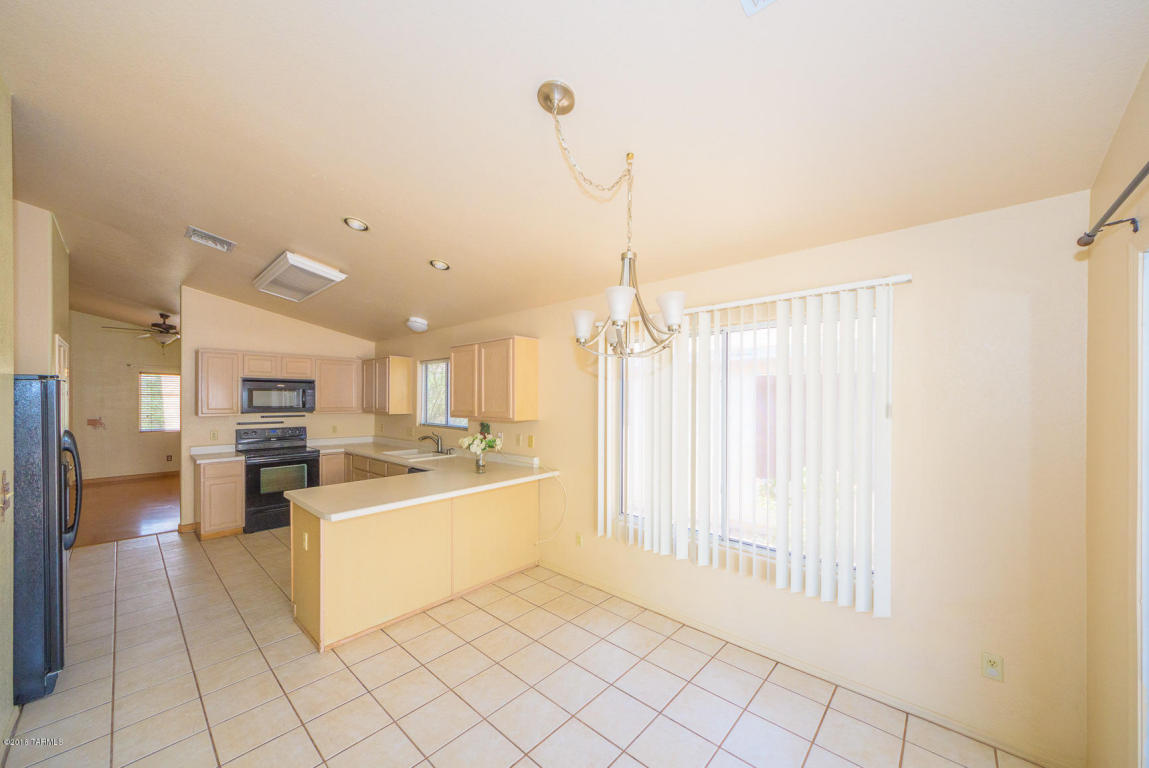 10219 E Paseo Juan Tabo, Tucson, AZ 85747