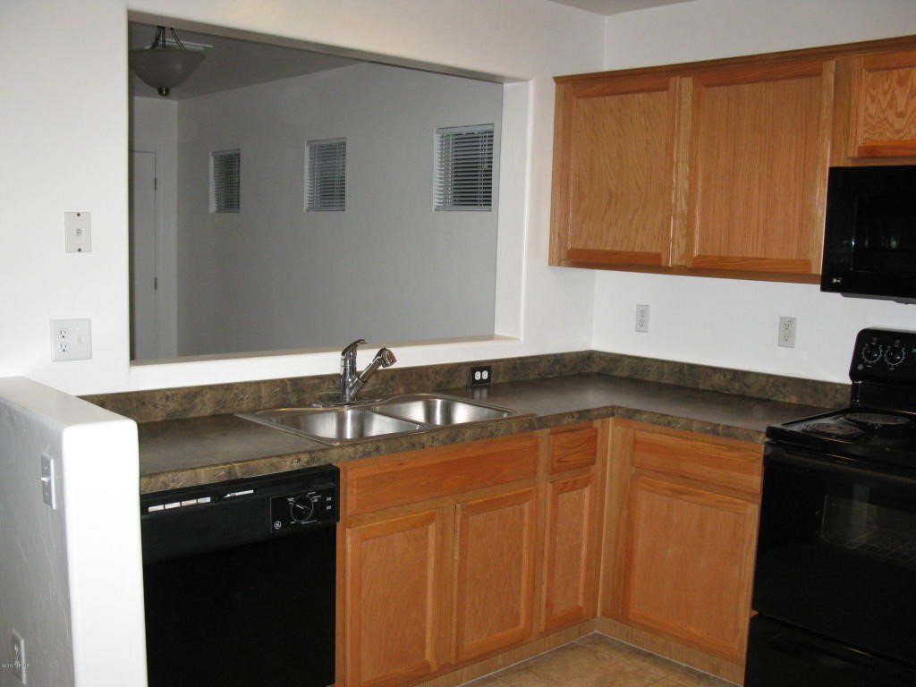 6049 S Sweet Birch Lane, Tucson, AZ 85747