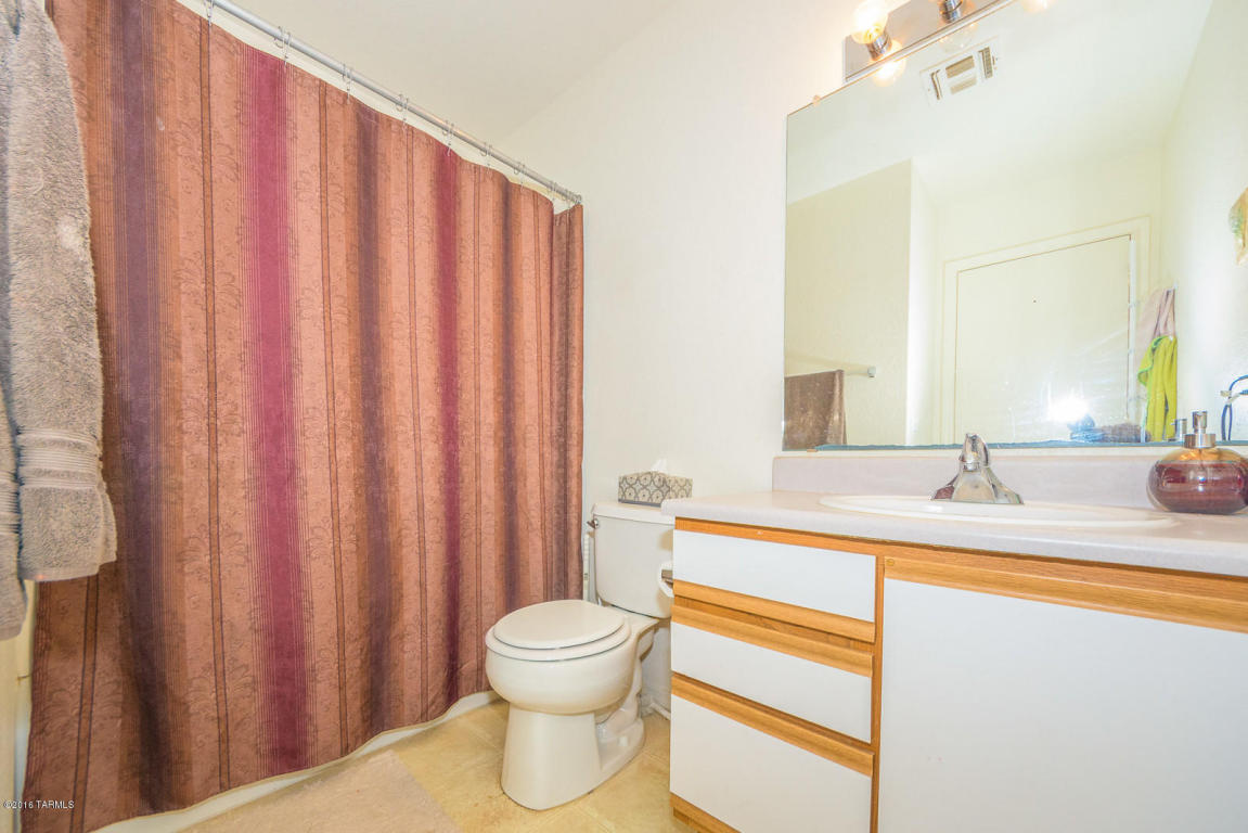 10055 E Arizona Sunset, Tucson, AZ 85747