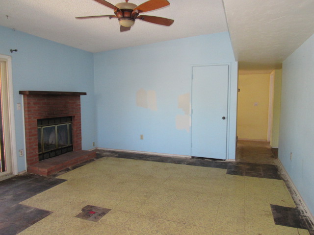 422 N Bull Run DrTucson, AZ, 85748Pima County