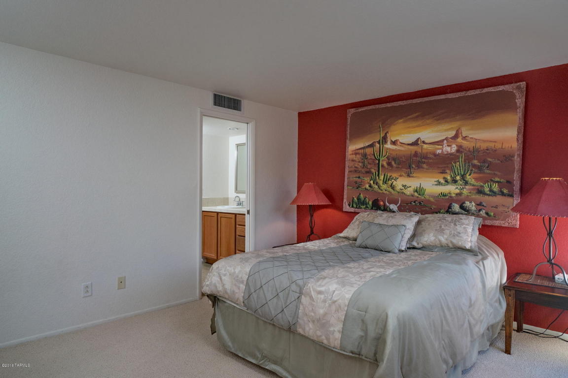 5051 N Sabino Canyon, Tucson, AZ 85750
