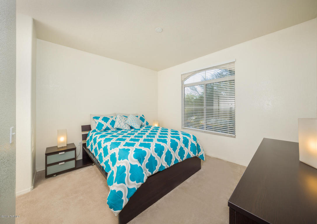 7050 E Sunrise, Tucson, AZ 85750