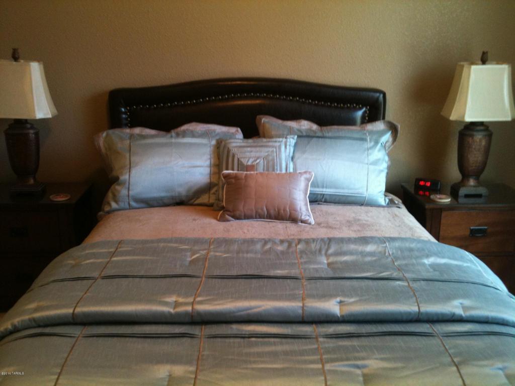 7050 E Sunrise, Tucson, AZ 85750
