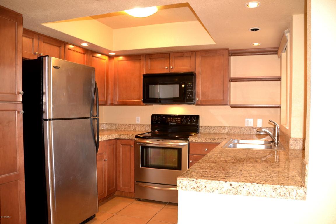 7255 E Snyder, Tucson, AZ 85750