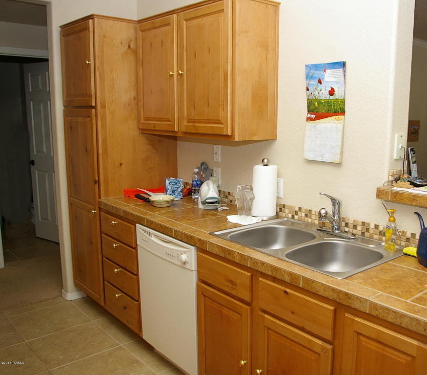 7050 E Sunrise, Tucson, AZ 85750