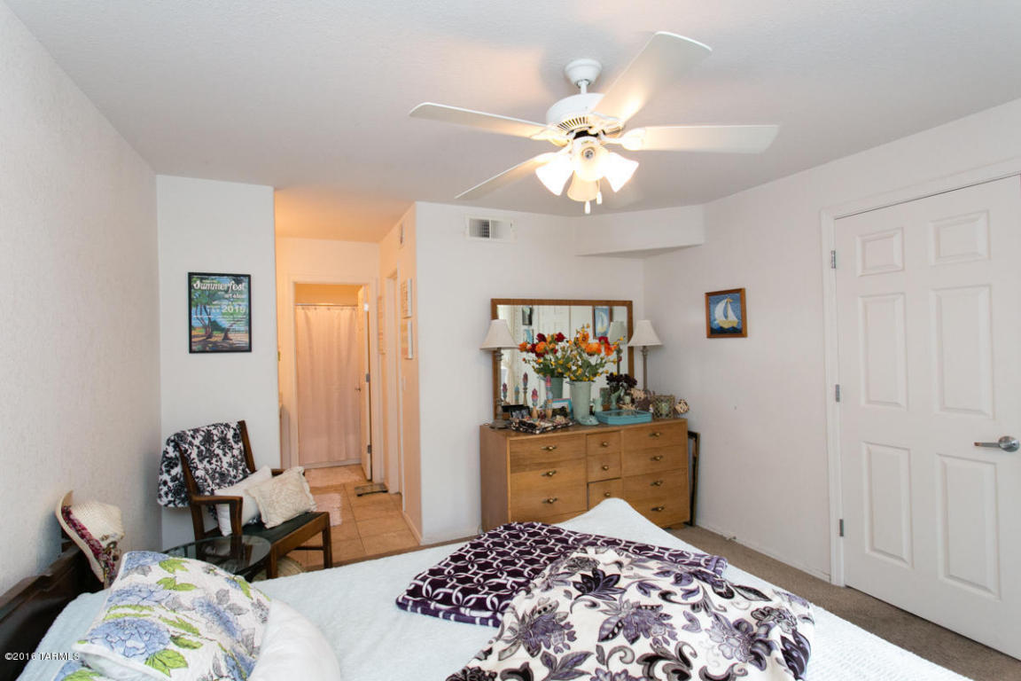5855 N Kolb, Tucson, AZ 85750