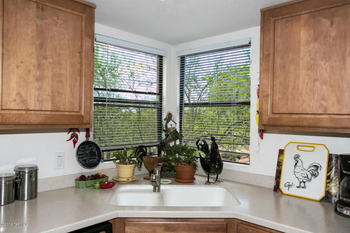 5855 N Kolb, Tucson, AZ 85750