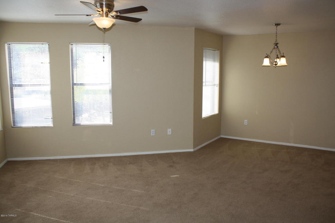 7255 E Snyder, Tucson, AZ 85750