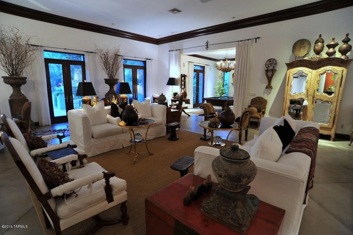 8452 E Desert View Place, Tucson, United States 85750