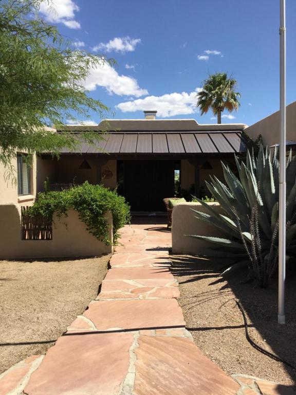 8172 E Knollwood Terrace, Tucson, AZ 85750