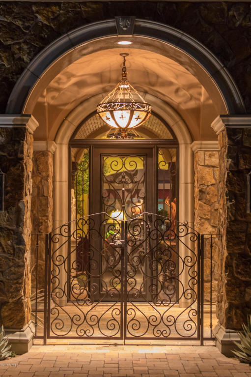 677 E Cool Mist, Oro Valley, AZ 85755