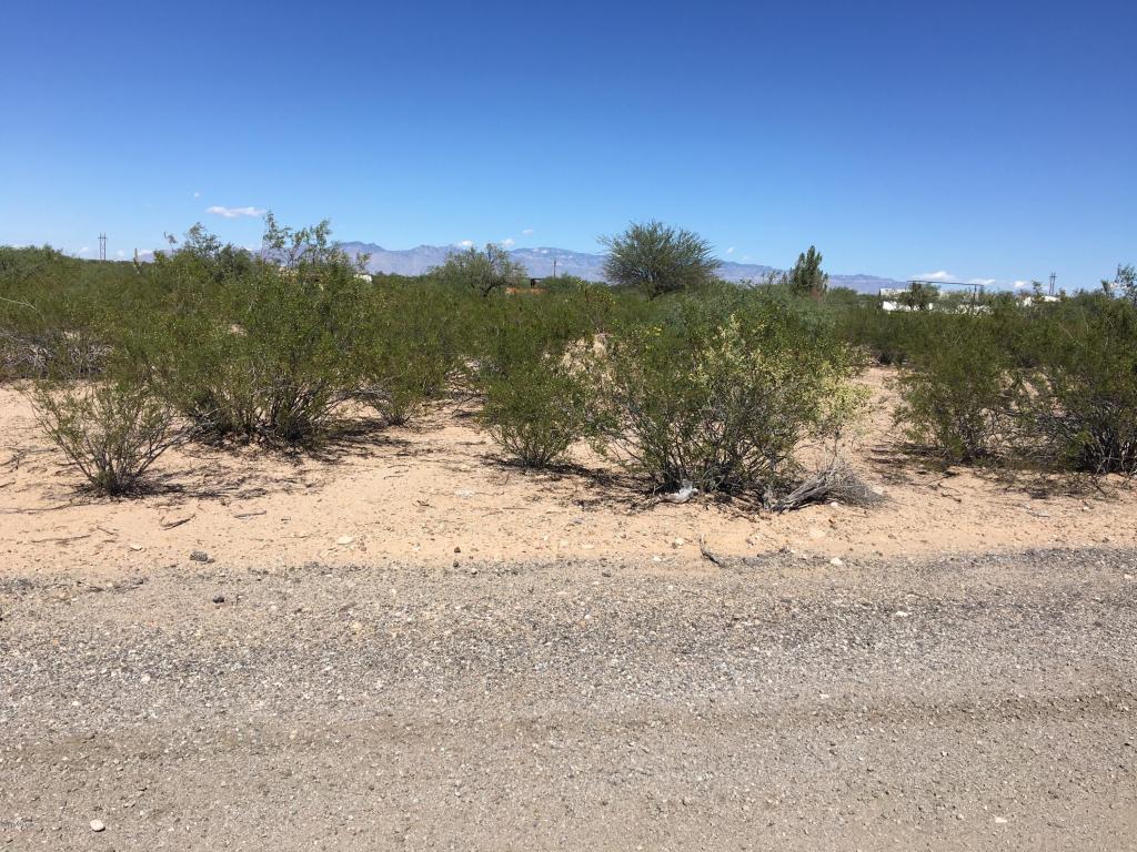 10625 S Knoll Crest, Tucson, AZ 85756