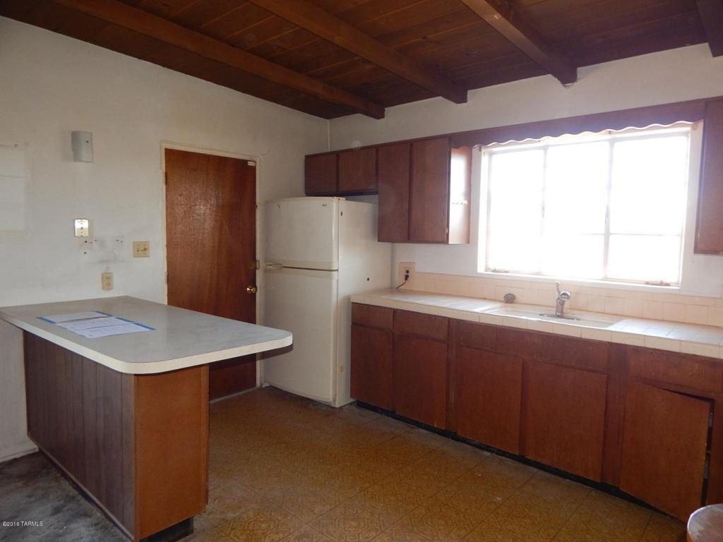 6905 S San Fernando, Tucson, AZ 85756